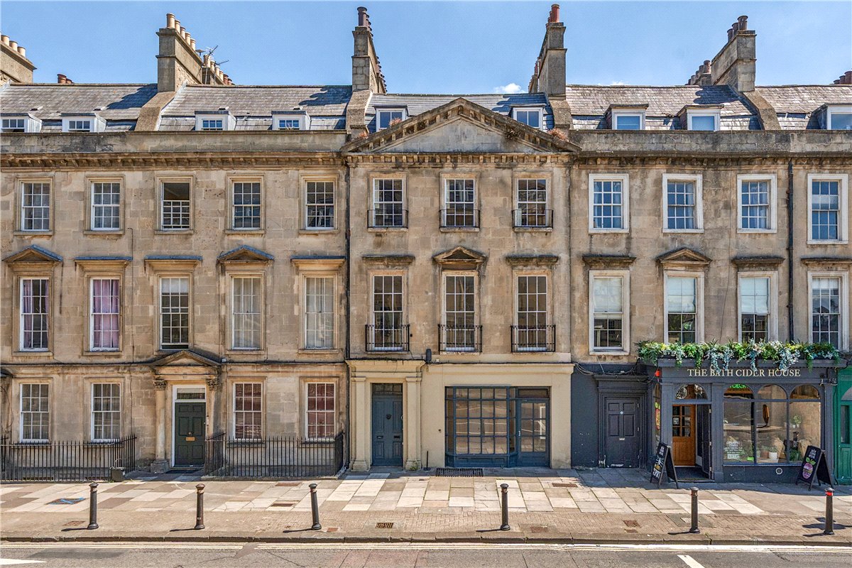 7 bedroom house, Bladud Buildings, Bath BA1 - Available