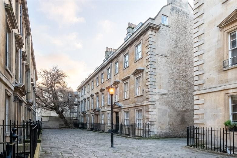 5 bedroom , North Parade Buildings, Bath BA1 - Sold STC