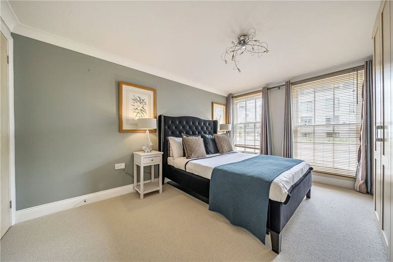 2 bedroom flat, Victoria Bridge Road, Bath BA1 - Sold