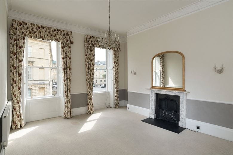 2 bedroom flat, Henrietta Street, Bath BA2 - Sold STC