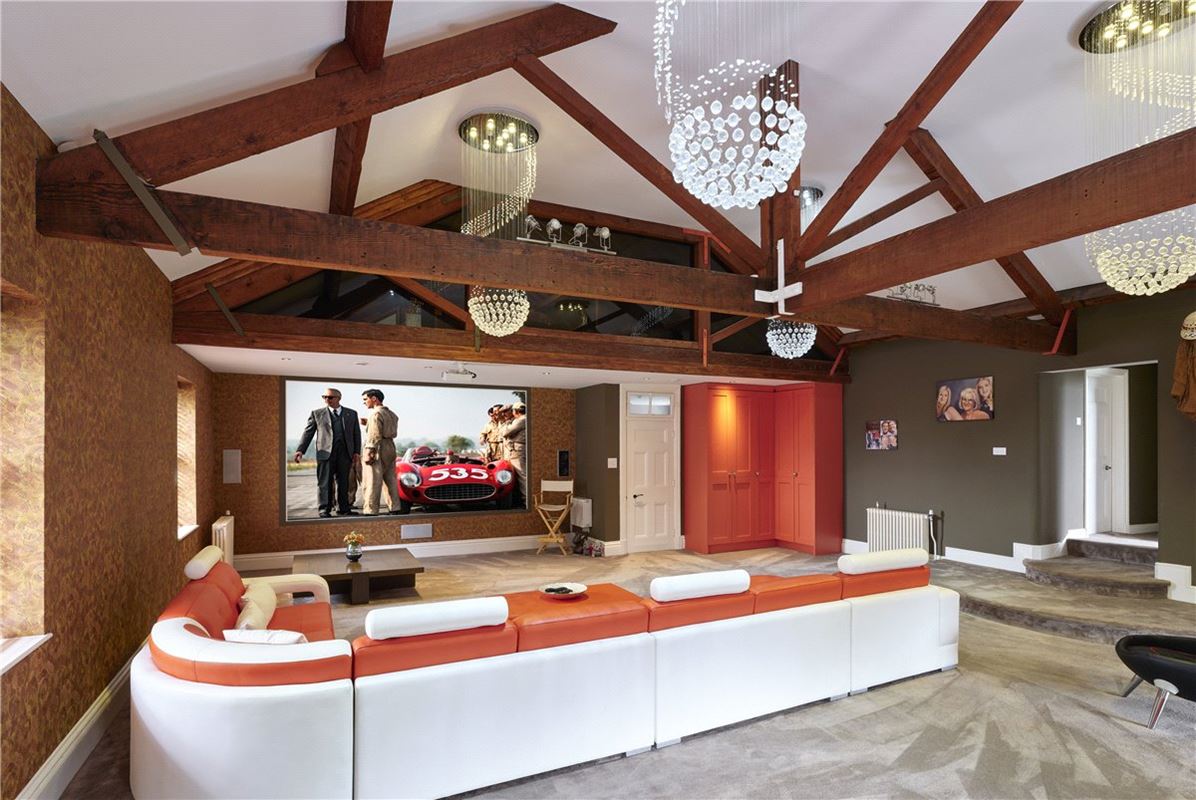 16 bedroom house, Beckspool Road, Frenchay BS16 - Available