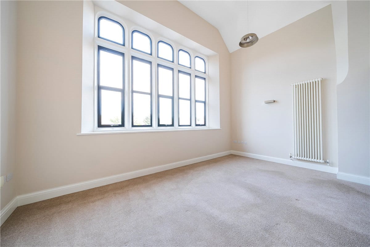 3 bedroom flat, West Avenue, Bath BA2 - Sold