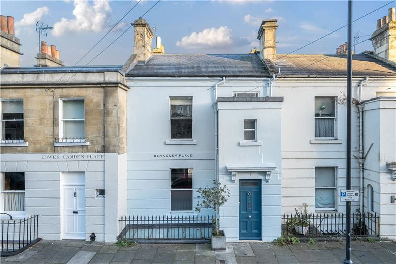 4 bedroom house, Berkeley Place, Camden Road BA1 - Sold STC