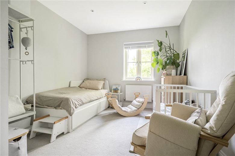 2 bedroom flat, Fortescue Street, Norton St. Philip BA2 - Available