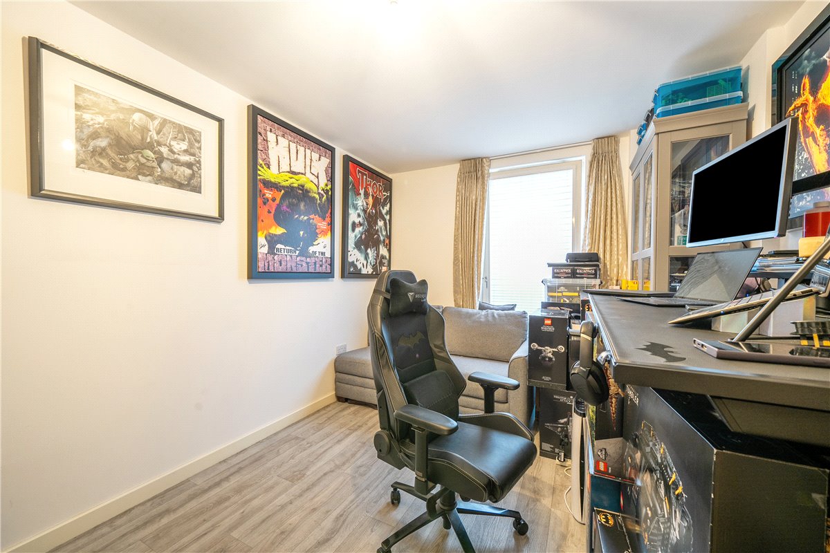 2 bedroom flat, Percy Terrace, Bath BA2 - Available