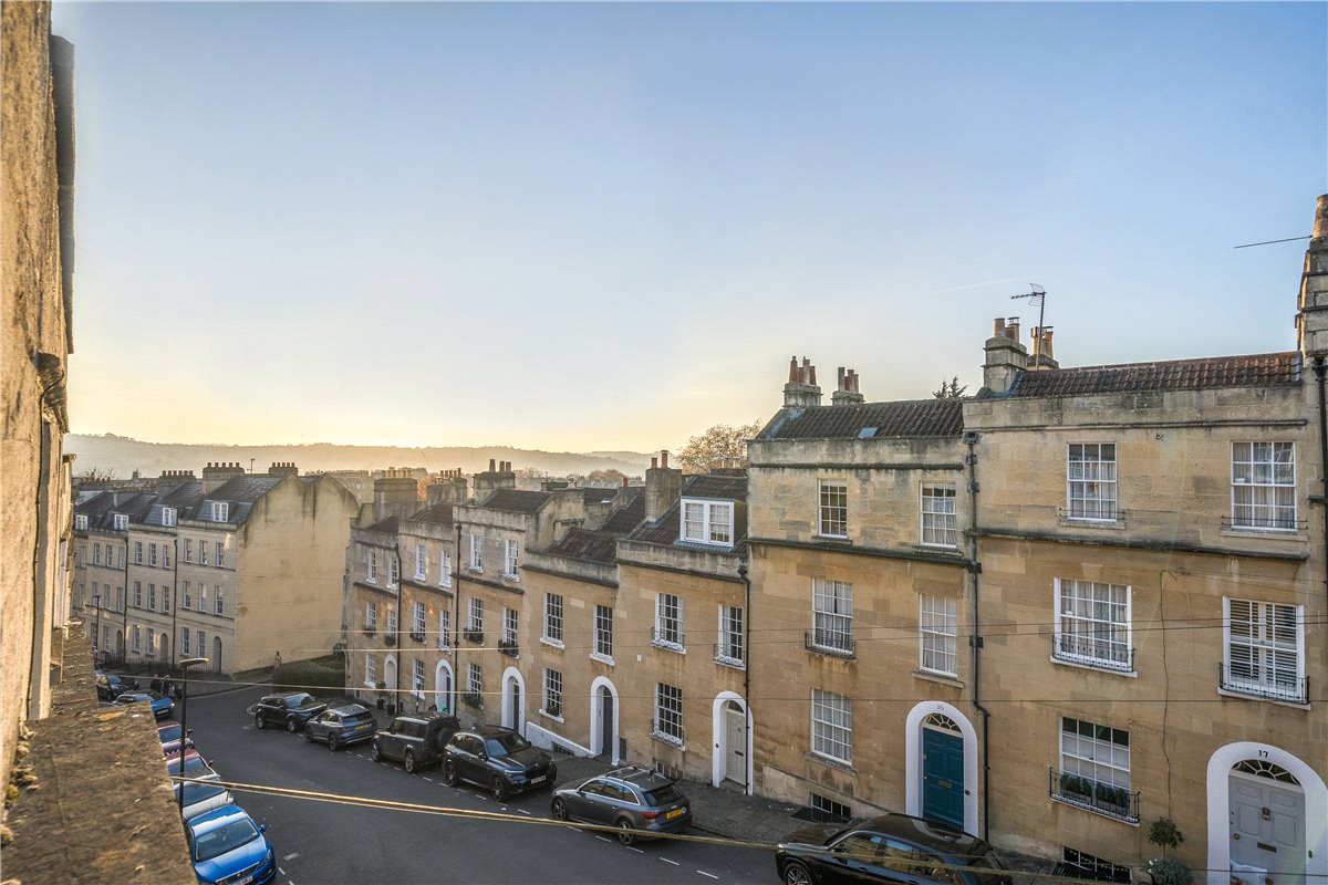 3 bedroom house, Northampton Street, Bath BA1 - Sold