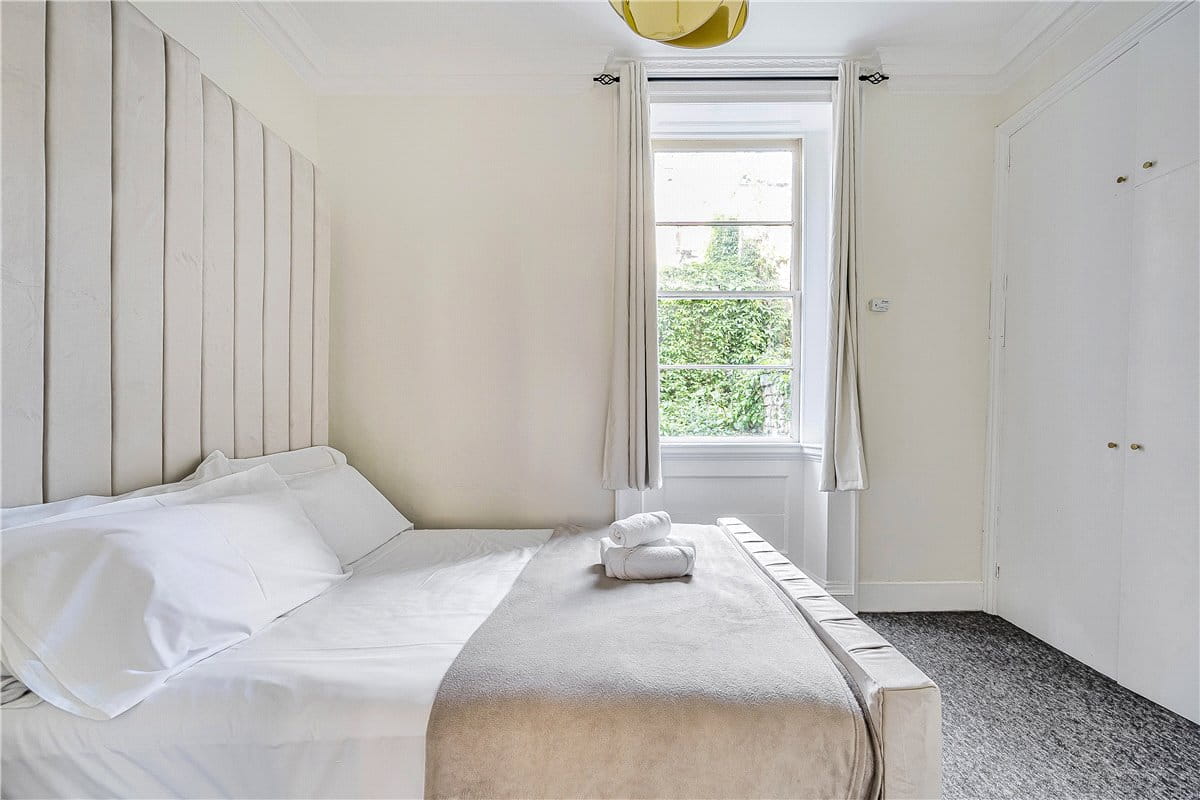 1 bedroom flat, New King Street, Bath BA1 - Sold STC