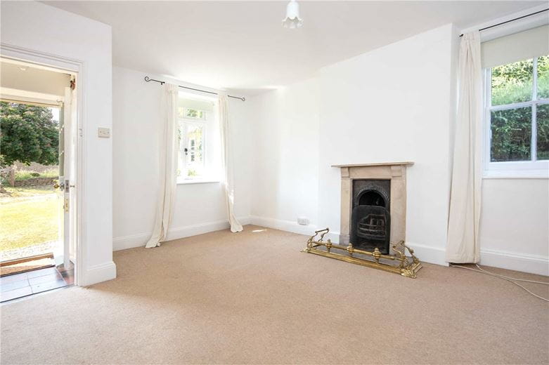 2 bedroom house, Gastard Lane, Gastard SN13 - Available