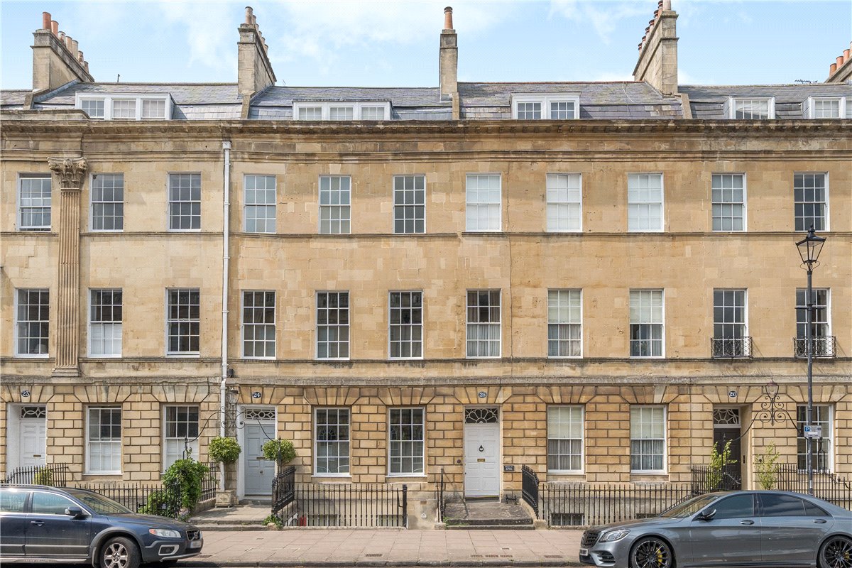 2 bedroom flat, Great Pulteney Street, Bath BA2 - Sold