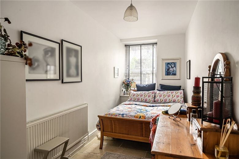 2 bedroom flat, Sydney Place, Bath BA2 - Available