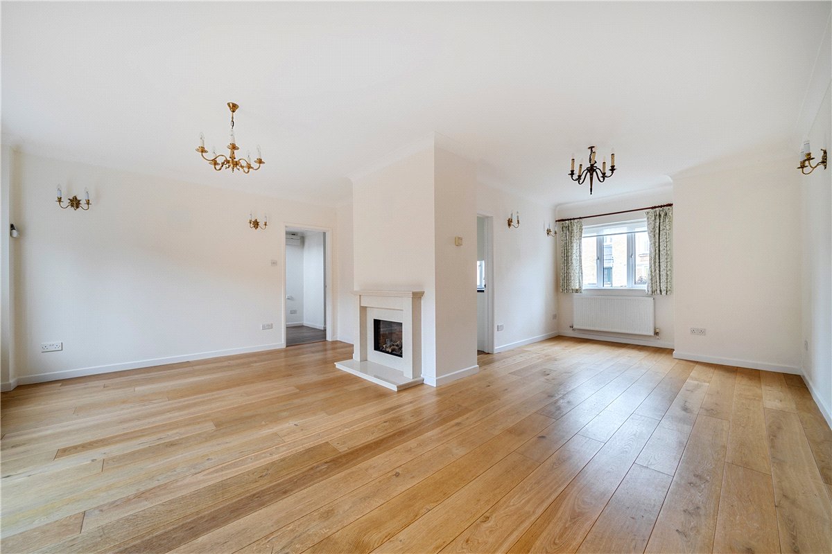 3 bedroom house, Hansford Mews, Entry Hill BA2 - Available