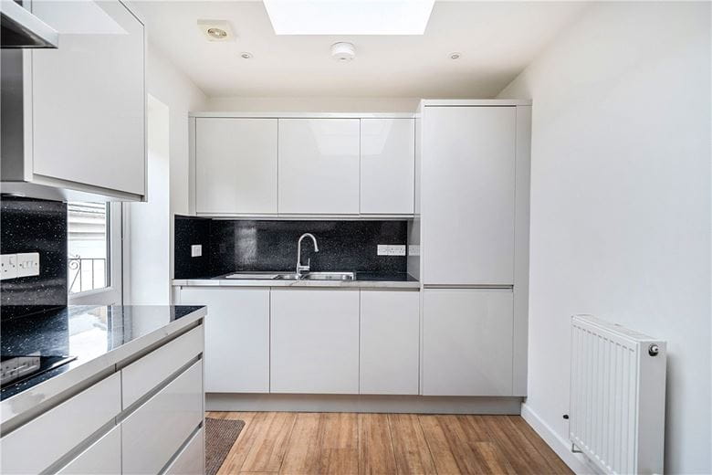 3 bedroom house, Hansford Mews, Entry Hill BA2 - Available