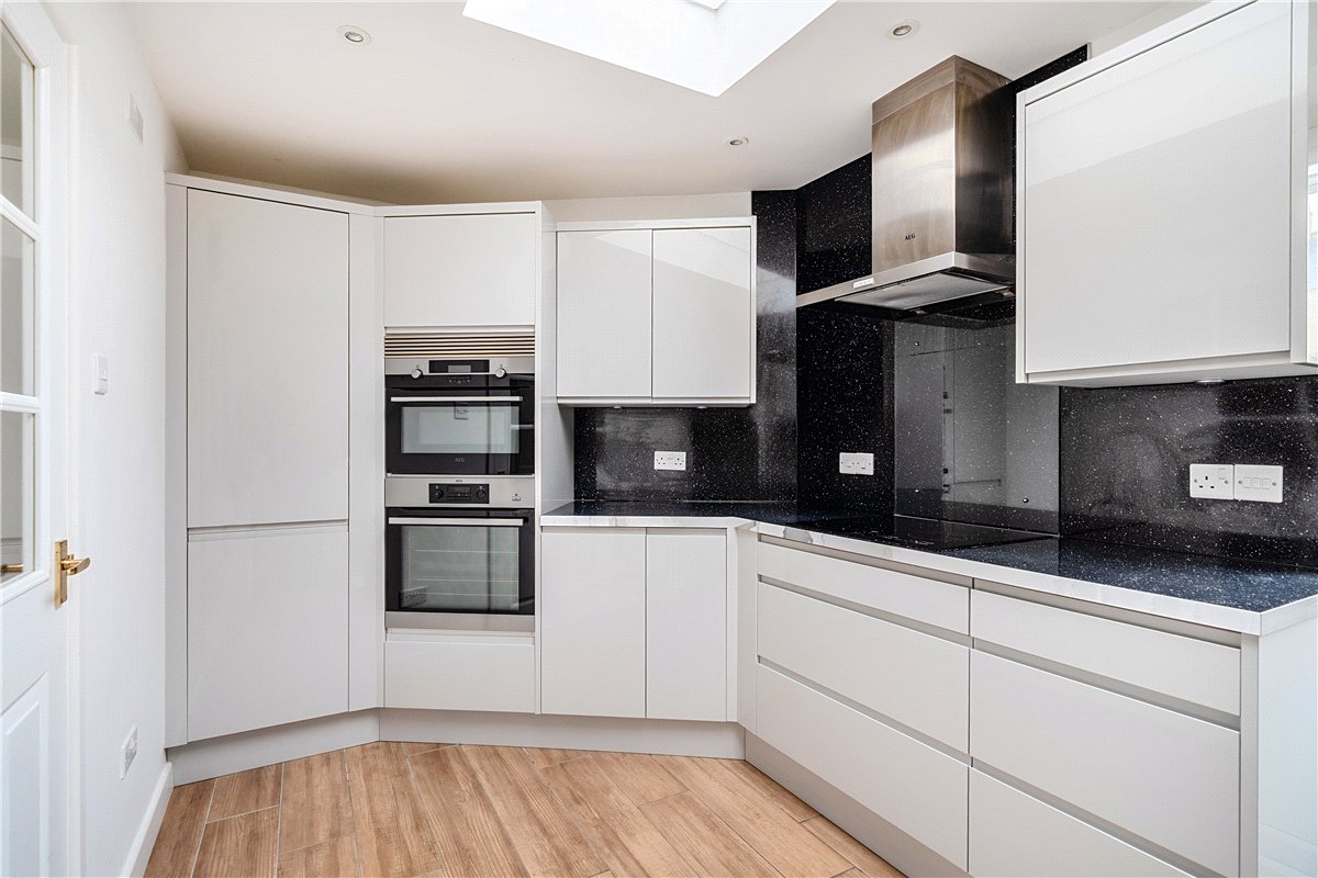 3 bedroom house, Hansford Mews, Entry Hill BA2 - Available