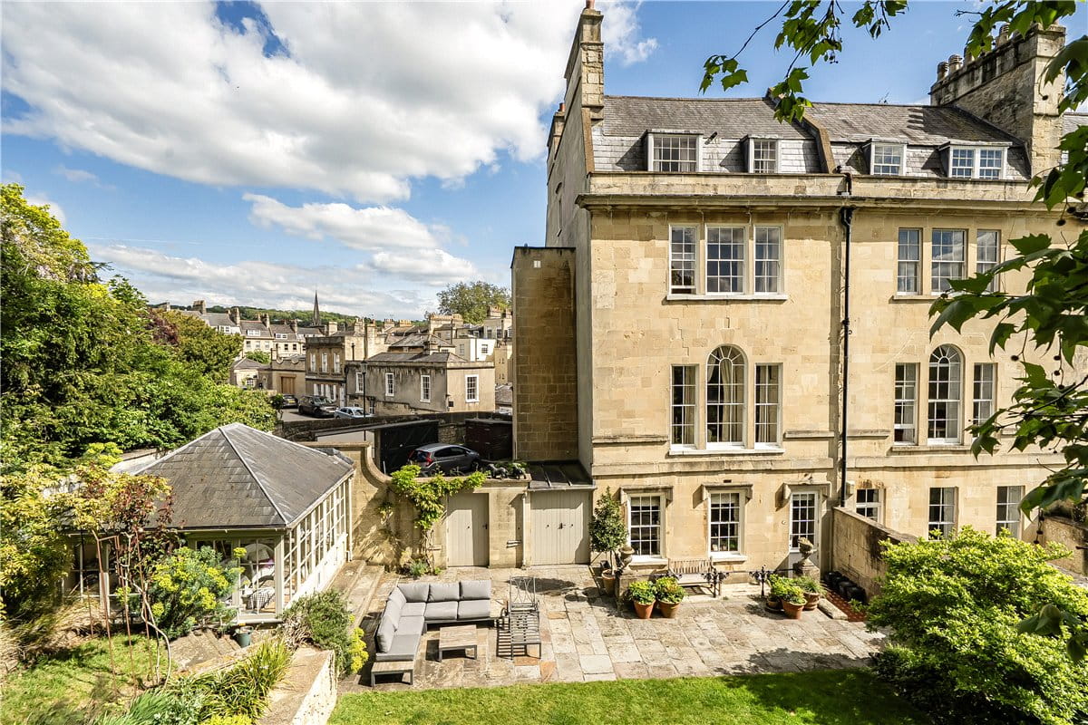 5 bedroom house, Queens Parade, Bath BA1 - Available
