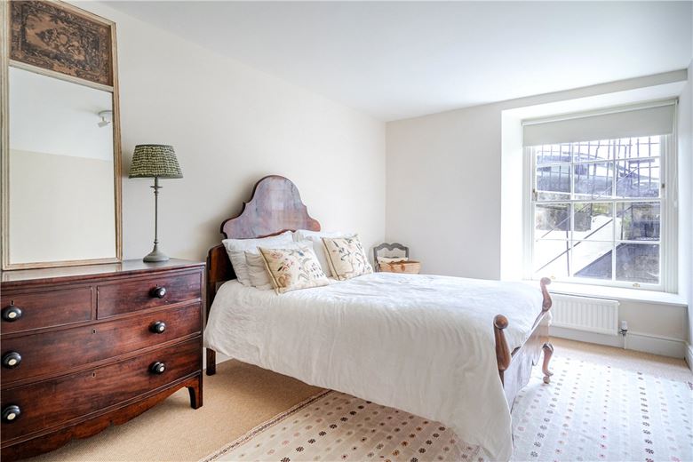 3 bedroom maisonette, Marlborough Buildings, Bath BA1 - Available