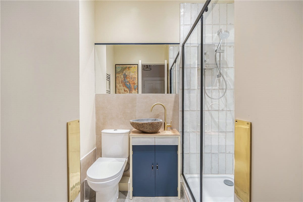 1 bedroom flat, Harington Place, Bath BA1 - Available