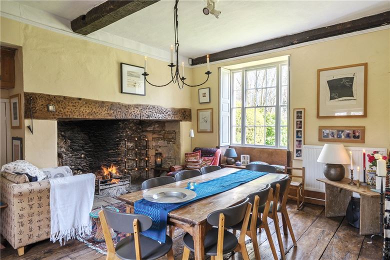 7 bedroom house, Neston, Corsham SN13 - Available