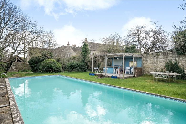 7 bedroom house, Neston, Corsham SN13 - Available