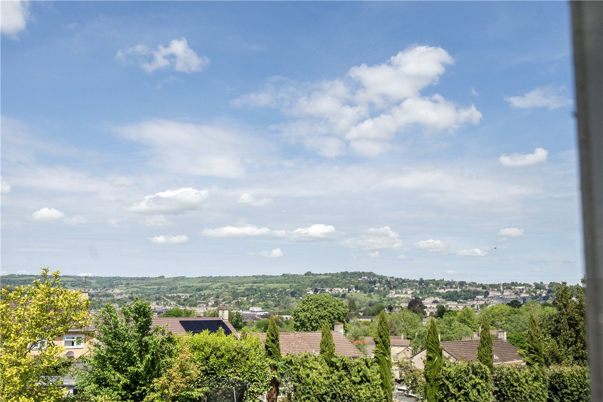 7 bedroom house, Bloomfield Grove, Bath BA2 - Available