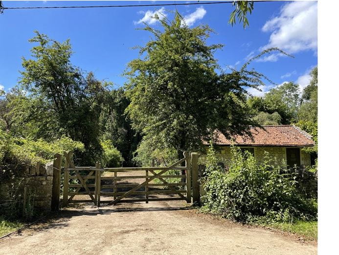 3 bedroom cottage, Box, Corsham SN13 - Sold