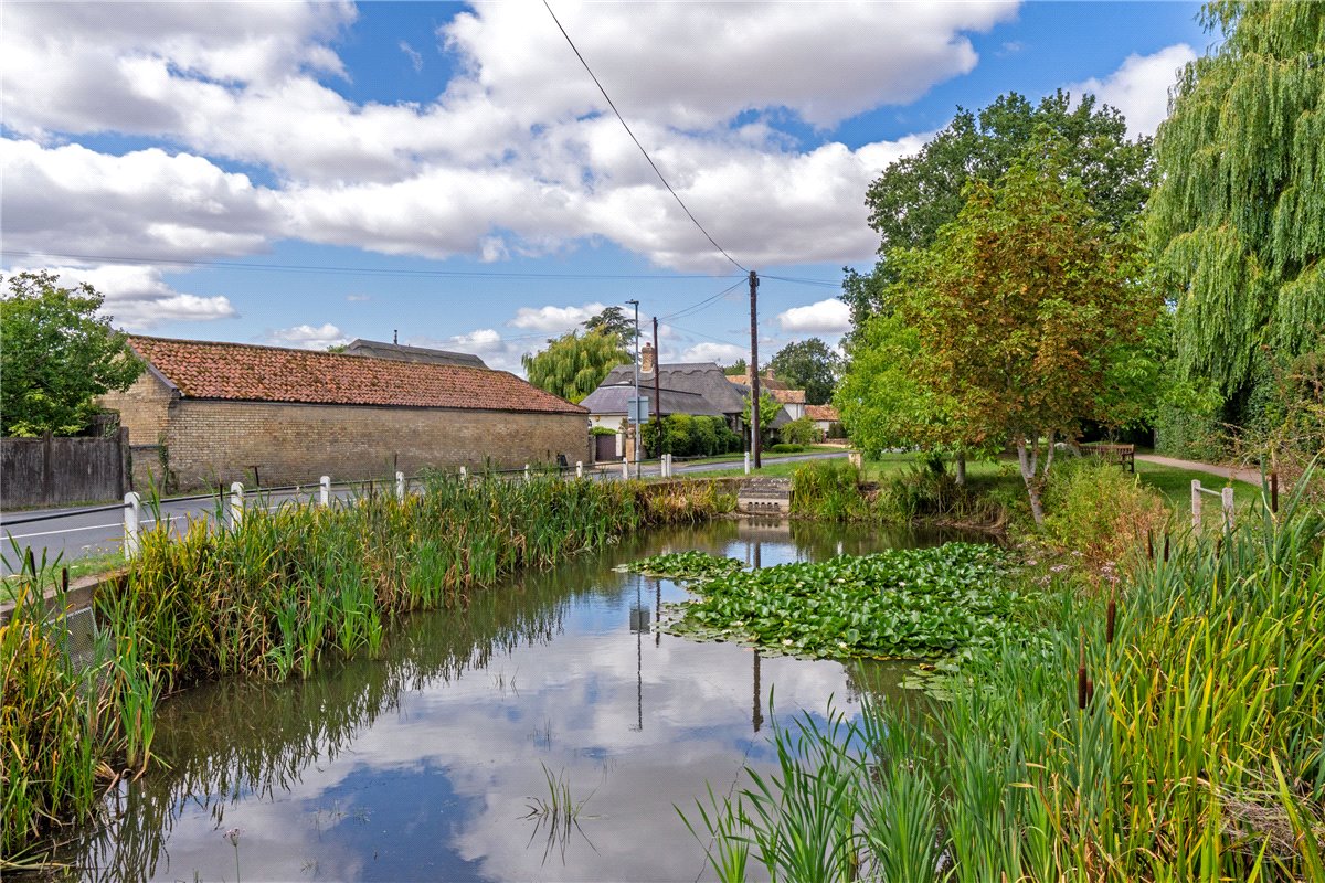 5 bedroom house, Comberton Road, Barton CB23 - Available