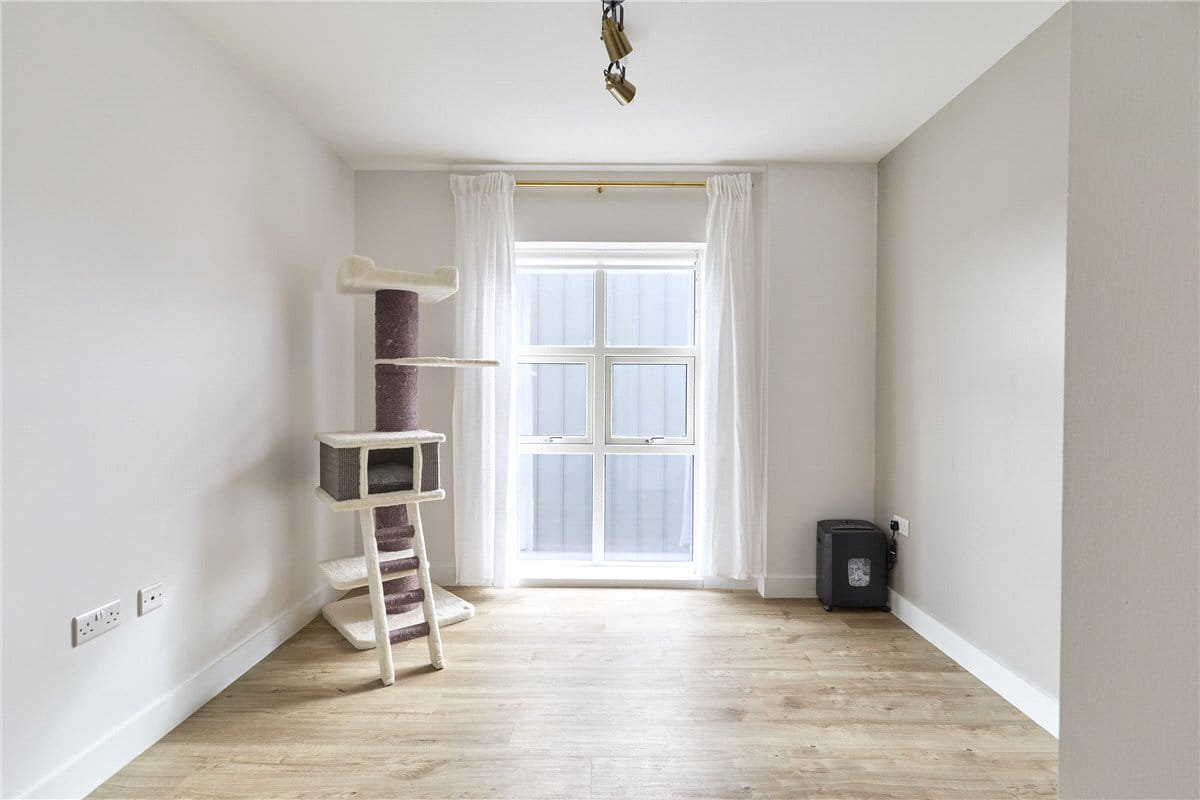 2 bedroom flat, Marleigh Avenue, Cambridge CB5 - Sold STC