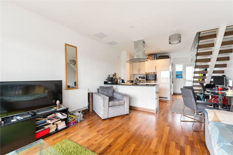 2 bedroom flat, Flamsteed Close, Cambridge CB1 - Sold STC