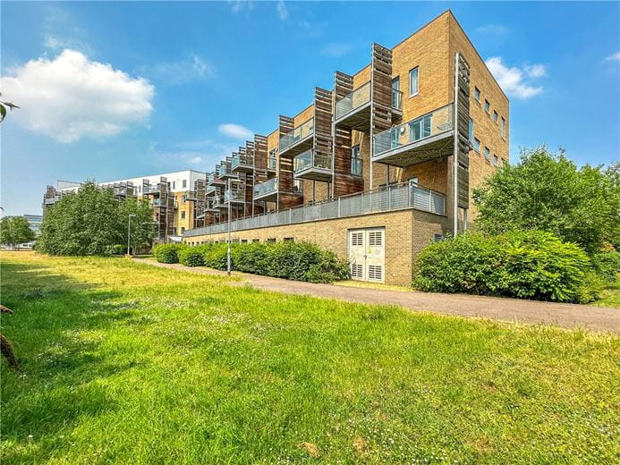 2 bedroom flat, Bailey House, Rustat Avenue CB1 - Sold STC