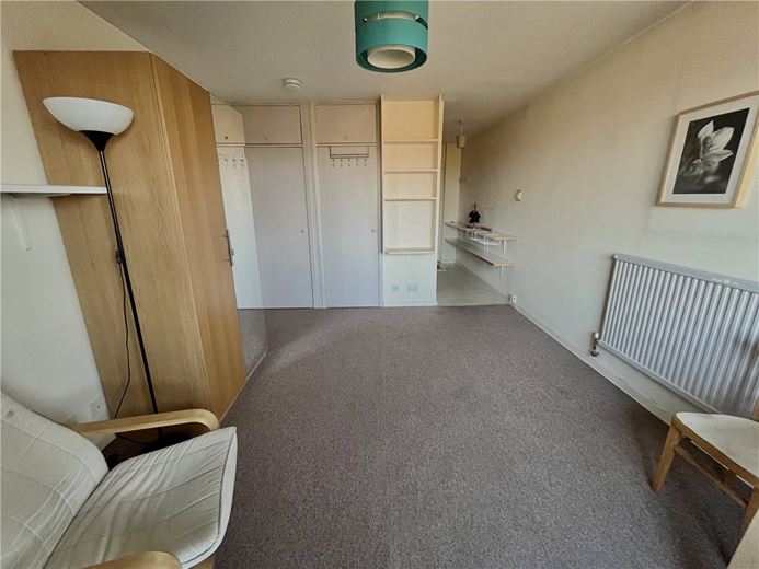 1 bedroom flat, Mayflower House, Manhattan Drive CB4 - Sold