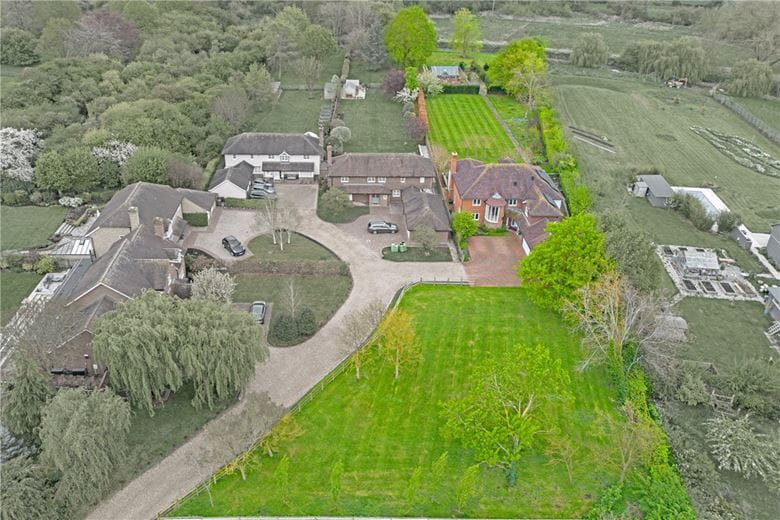 6 bedroom house, Rhee Meadows, Barrington CB22 - Available