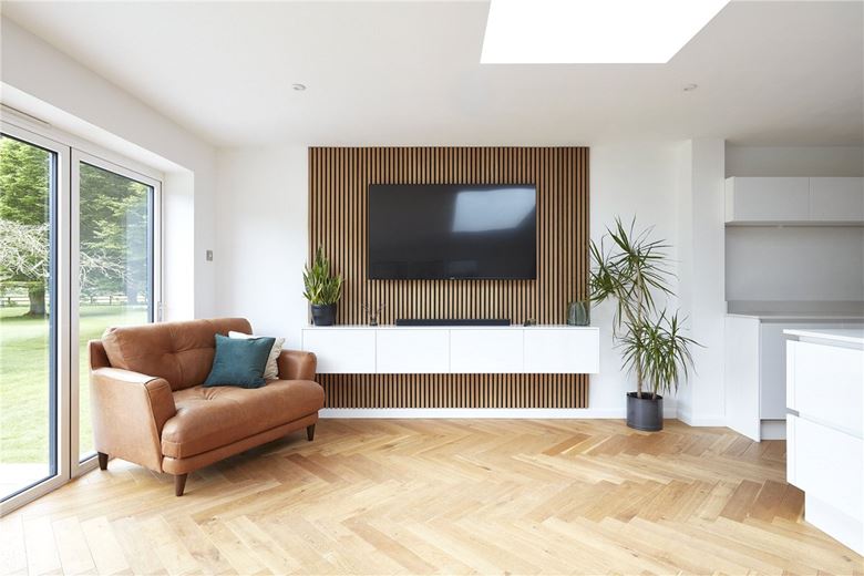 4 bedroom house, Moulton Road, Kennett CB8 - Sold