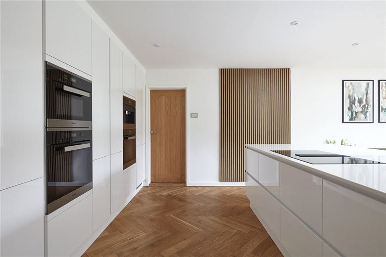 4 bedroom house, Moulton Road, Kennett CB8 - Sold