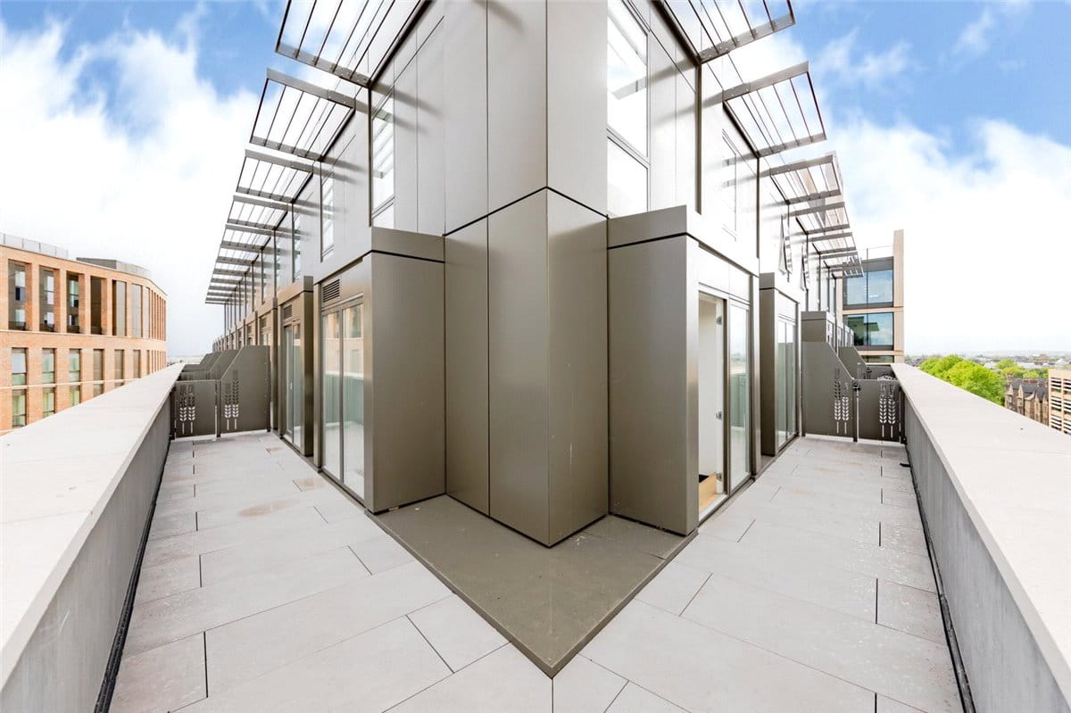 2 bedroom flat, 4 Station Square, Cambridge CB1 - Sold