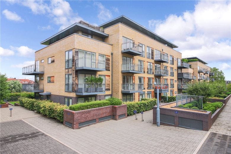 2 bedroom flat, Kingsley Walk, Cambridge CB5 - Sold STC