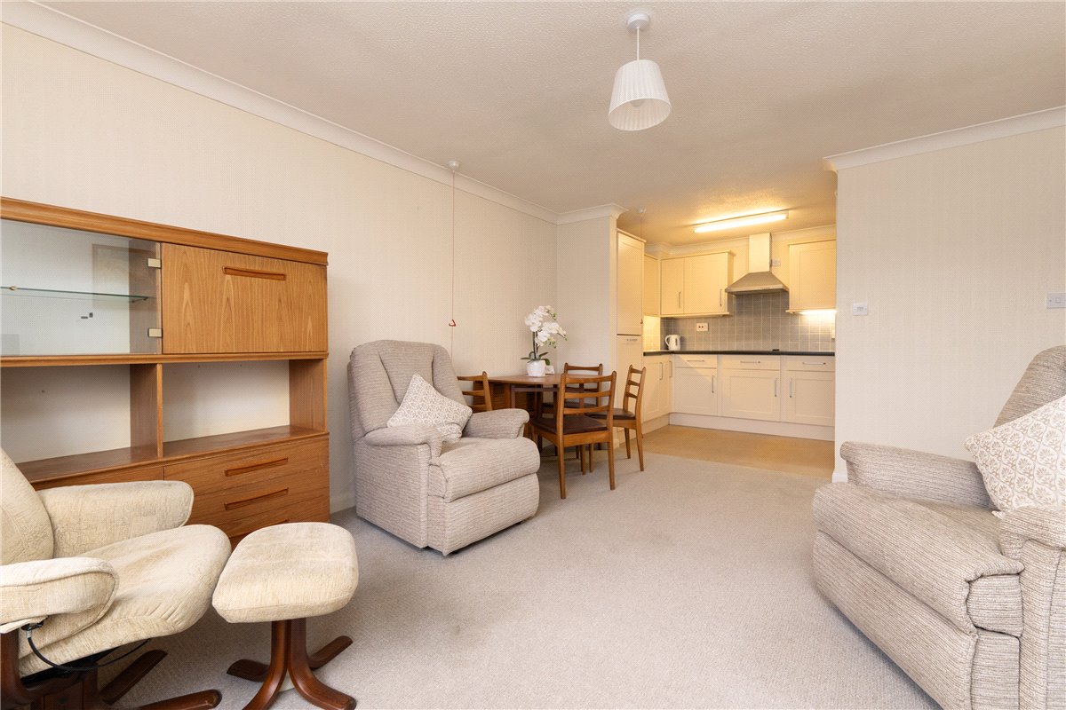 1 bedroom flat, Mill Road, Cambridge CB1 - Sold