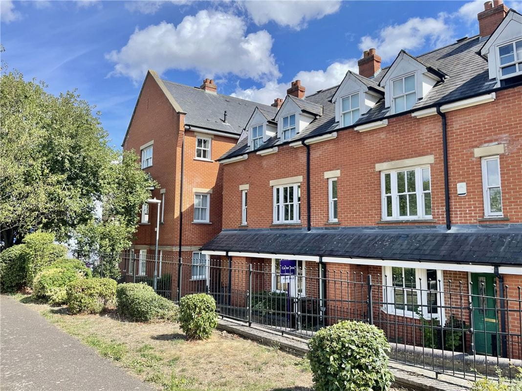 4 bedroom house, Ravensworth Gardens, Cambridge CB1 - Sold STC