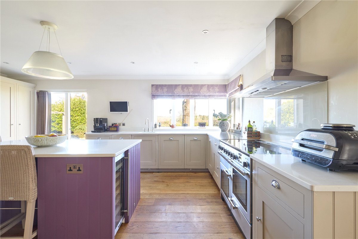 5 bedroom house, Centre Drive, Newmarket CB8 - Sold