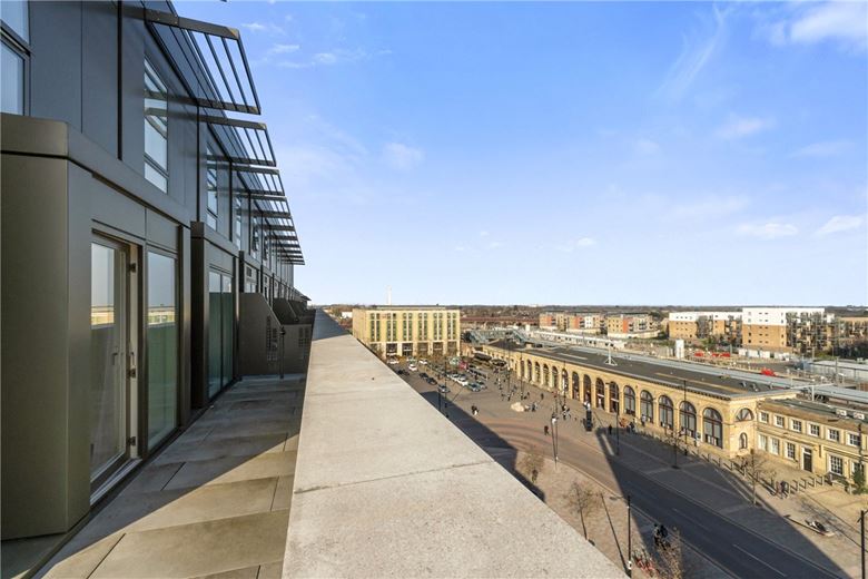 2 bedroom flat, Station Square, Cambridge CB1 - Sold