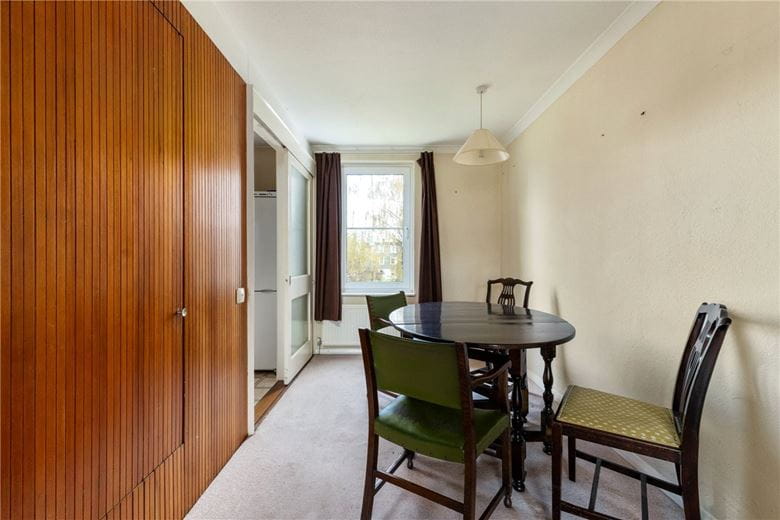 3 bedroom flat, Sherlock Close, Cambridge CB3 - Sold STC