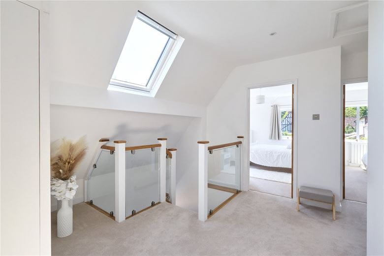 4 bedroom house, Newmarket Road, Kennett CB8 - Sold