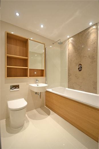 1 bedroom flat, Kingsley Walk, Cambridge CB5 - Sold STC