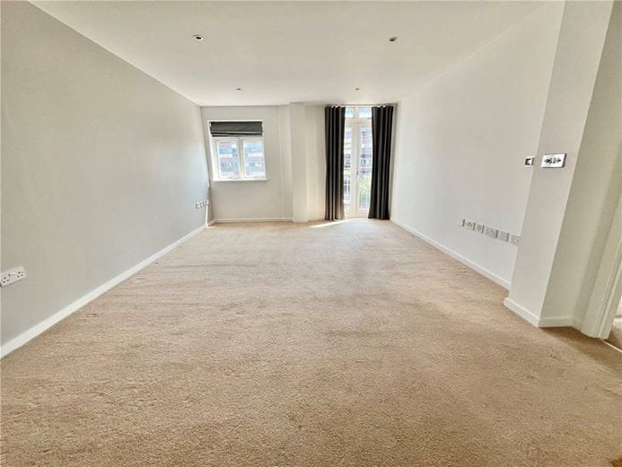 1 bedroom flat, Homerton Street, Cambridge CB2 - Sold STC