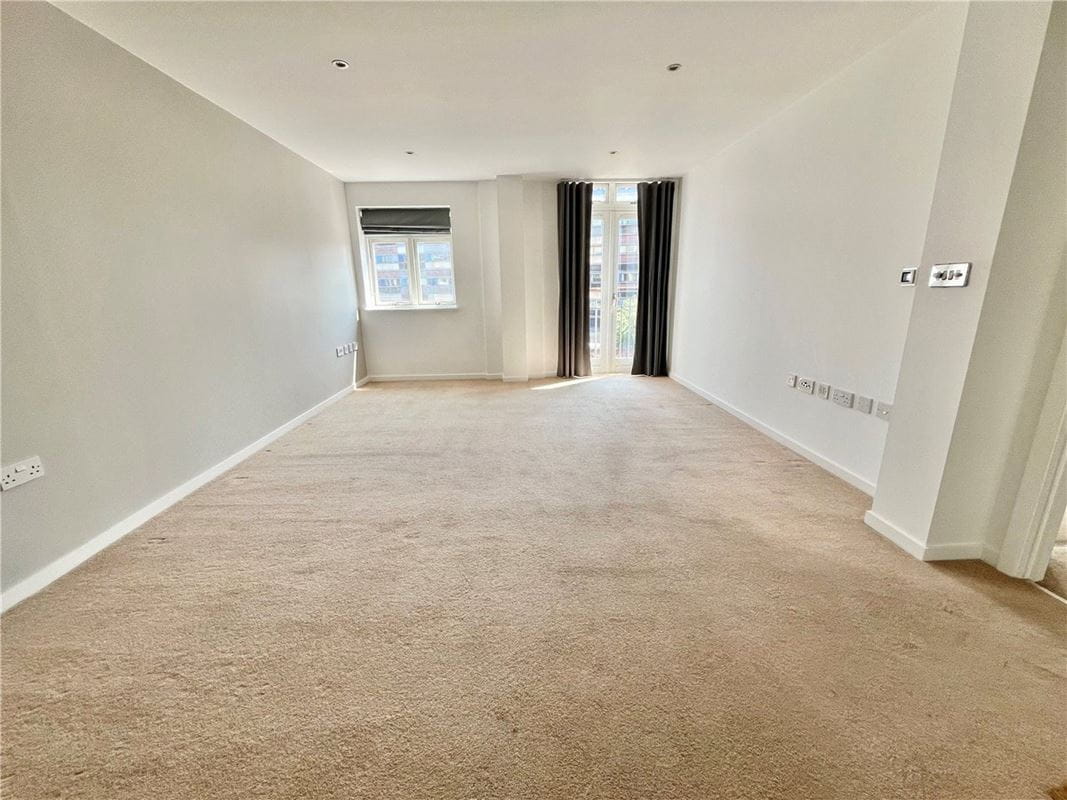 1 bedroom flat, The Belvedere, Homerton Street CB2 - Sold STC