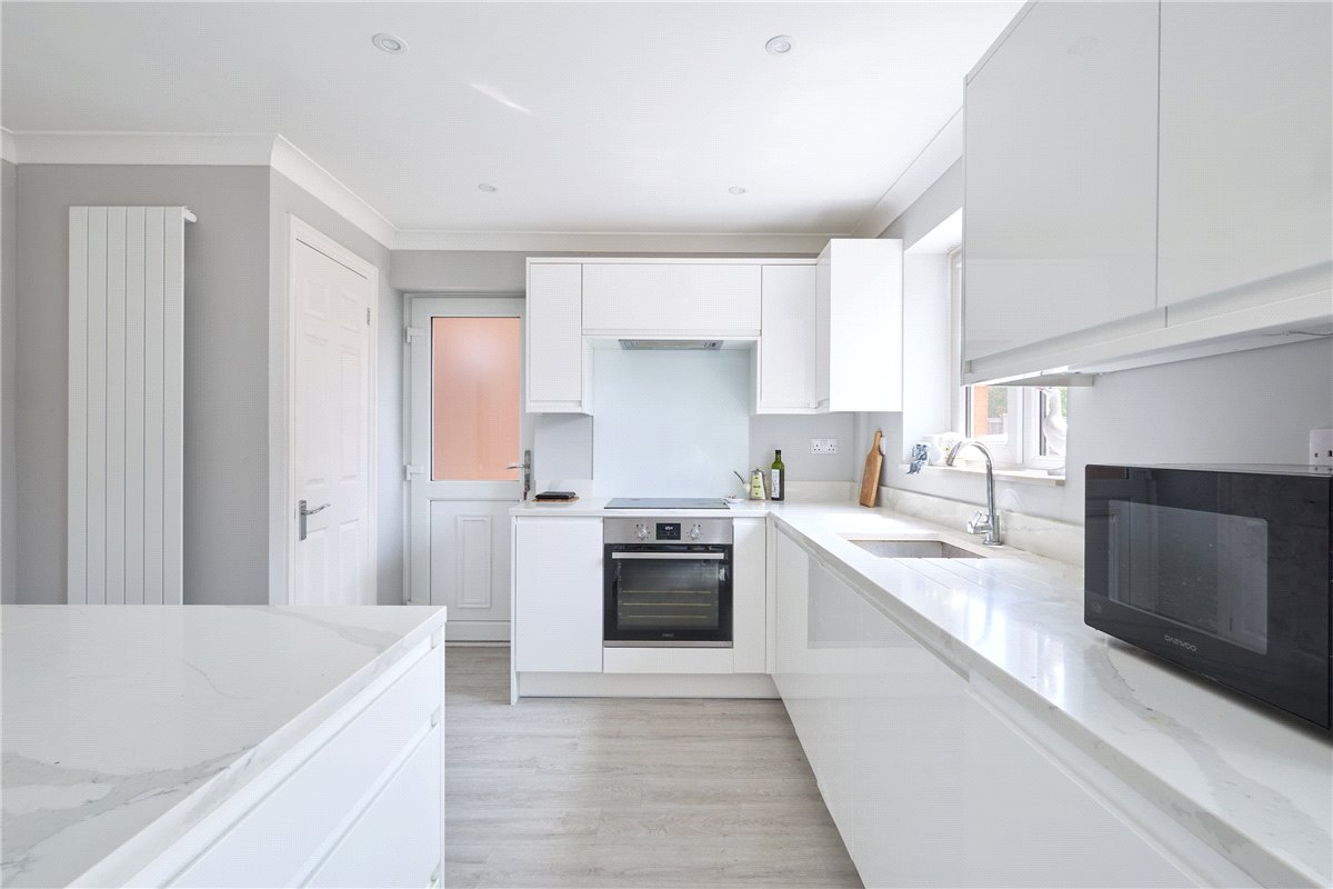 4 bedroom house, Mansfield Close, Milton CB24 - Sold