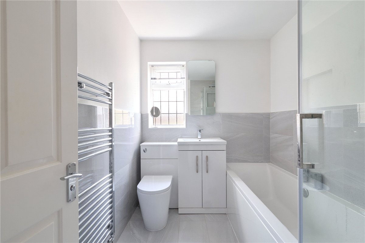 4 bedroom house, Mansfield Close, Milton CB24 - Sold