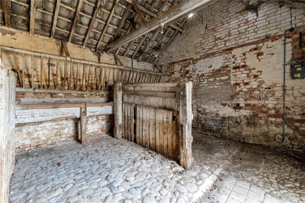 4 bedroom house, Hilton Road, Fenstanton PE28 - Available