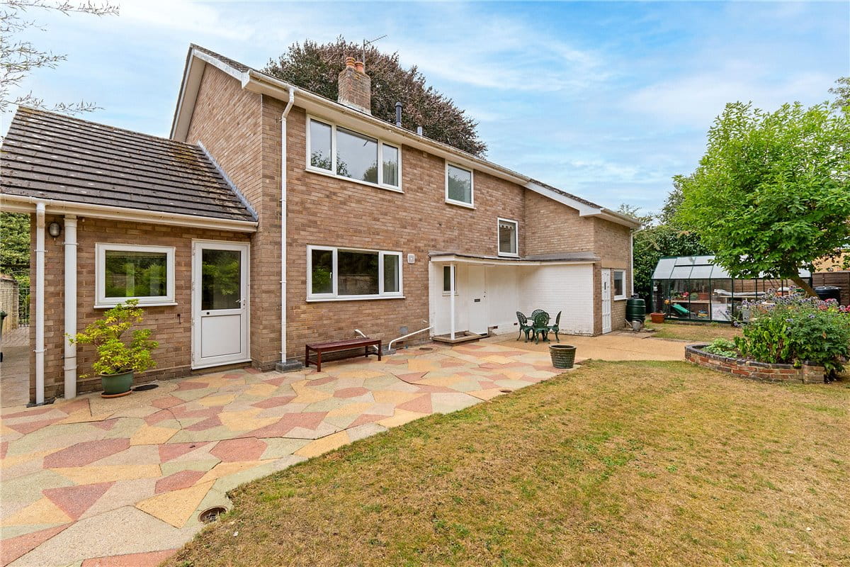 5 bedroom house, Scotts Gardens, Whittlesford CB22 - Sold STC