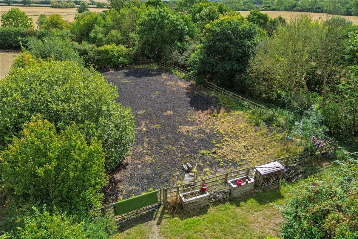 3 bedroom house, Station Road, Tilbrook PE28 - Available