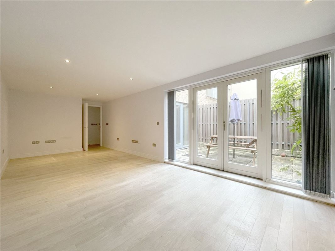 1 bedroom flat, Warkworth Street, Cambridge CB1 - Available