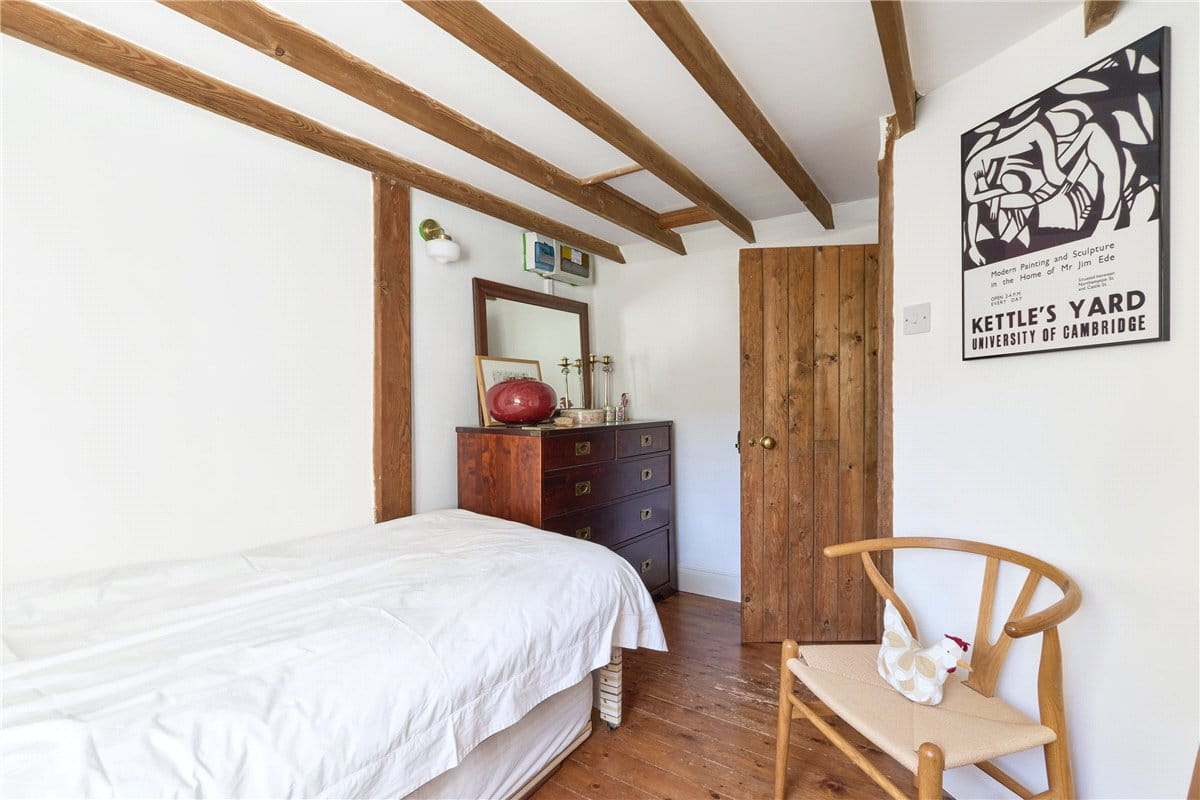 2 bedroom house, Station Road, Histon CB24 - Sold STC